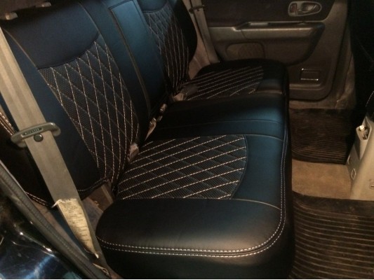 Авточехлы на Mitsubishi Pajero Sport Авточехлы на Mitsubishi Pajero Sport