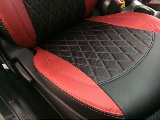 Авточехлы на Nissan Juke