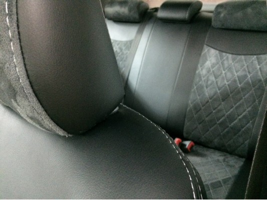 Авточехлы на Toyota Yaris Авточехлы на Toyota Yaris